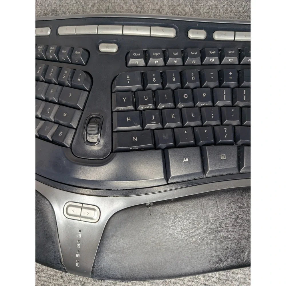 Microsoft Natural Ergonomic Keyboard 4000 v1.0 Wired USB KU-0462 WORKS READ***